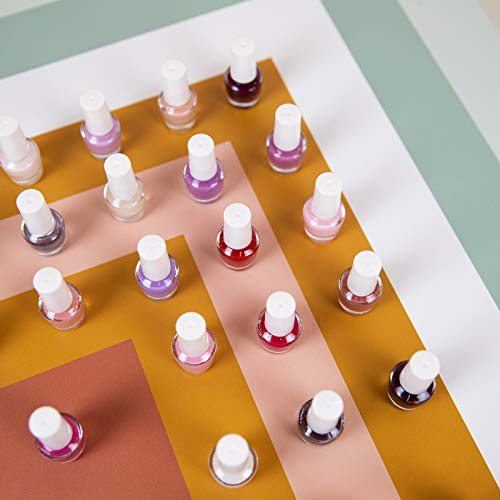 Ellen Tracy Ultimate Nail Polish Collection- 30 Piece Nail Polish Set